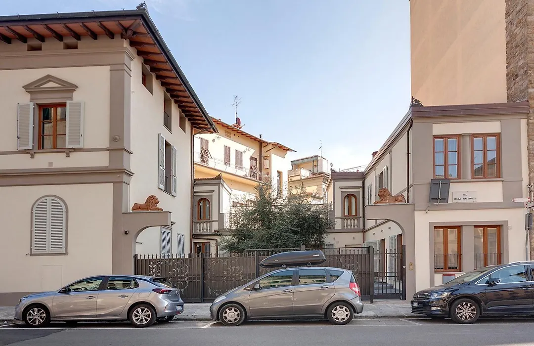 Bonnie - Clyde - Marvin Apartments By Mamo Florence-1